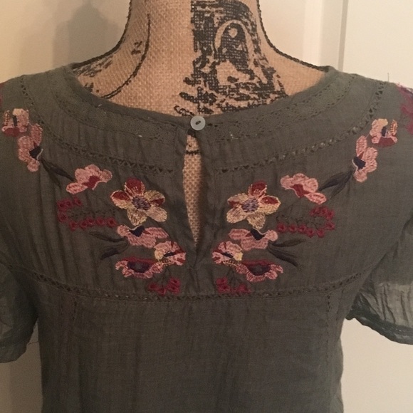 Gorgeous Green Embroidered Dress - Picture 6 of 6